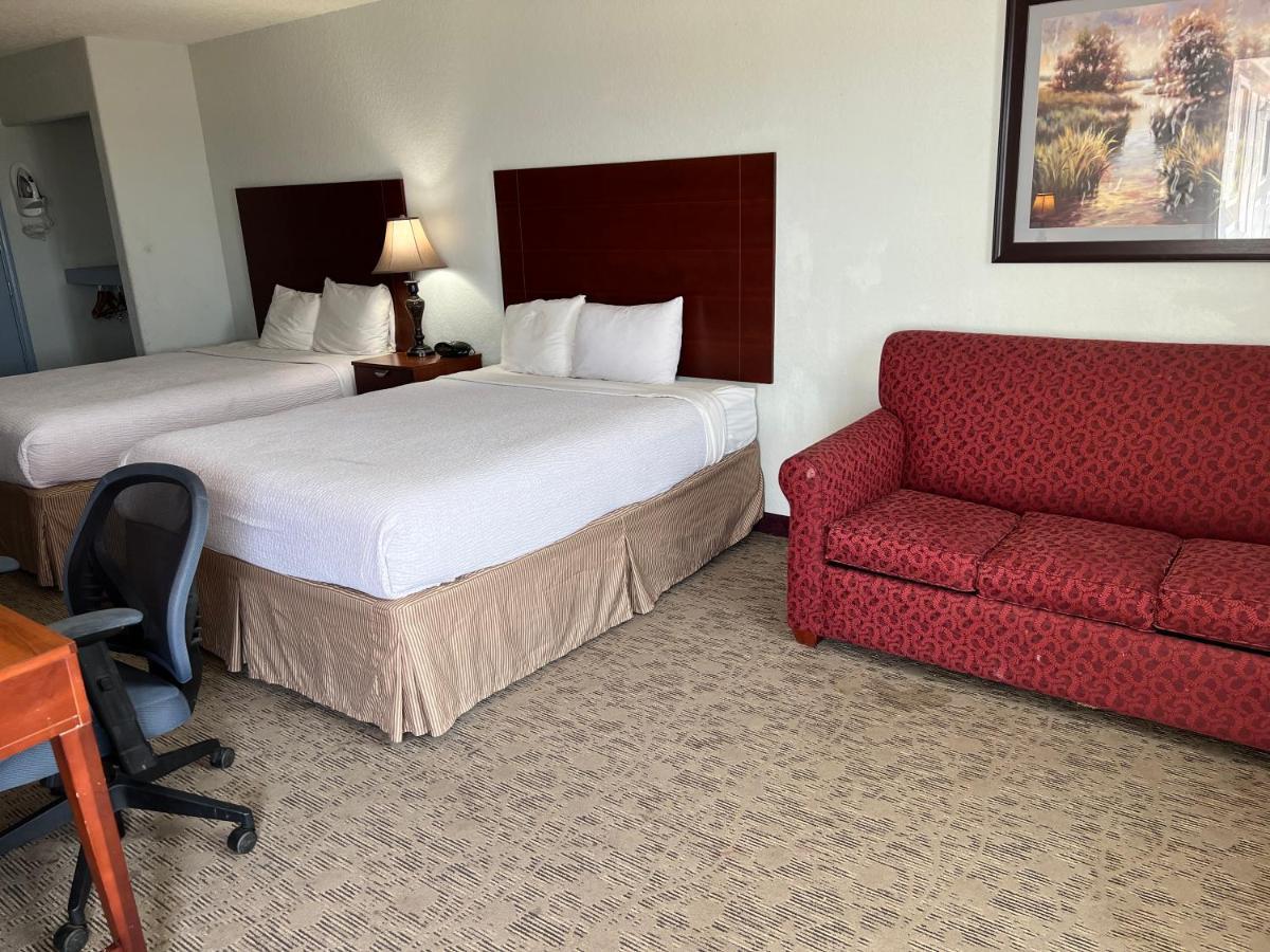 Pearsall Hotel Bien Venido מראה חיצוני תמונה