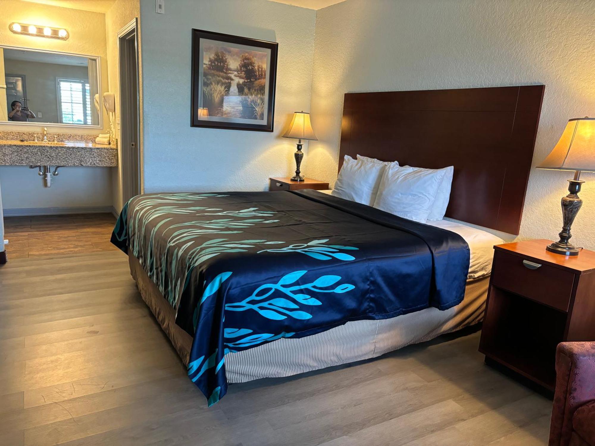 Pearsall Hotel Bien Venido מראה חיצוני תמונה